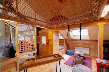 Holiday cottage in Manhay for 9 persons in the Ardennes