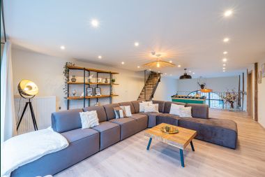 Spacious holiday home in Manhay for 15 people with modern facilities in the Ardennes