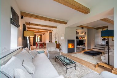 Charming and stylish little farmhouse for 14 people and 2 dogs in Manhay