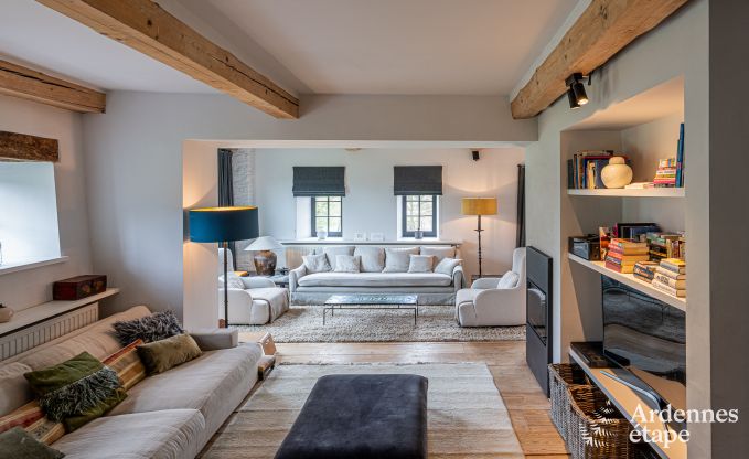 Charming and stylish little farmhouse for 14 people and 2 dogs in Manhay