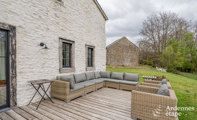 Charming and stylish little farmhouse for 14 people and 2 dogs in Manhay