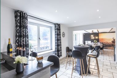 Holiday cottage in Manhay for 9 persons in the Ardennes