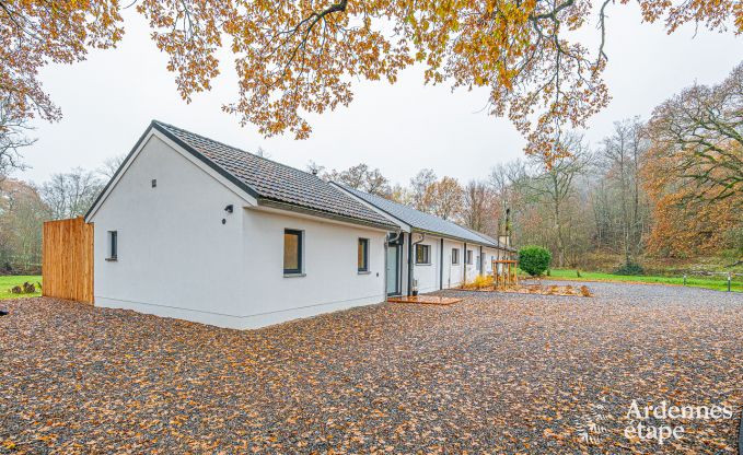 Open fire and hot tub in this holiday home for 6-8 people in Manhay