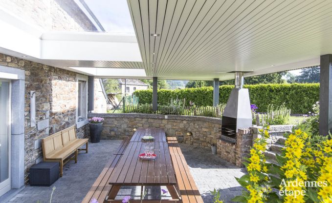 Renovated holiday group accommodation with wellness in Manhay