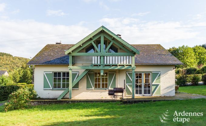 Holiday house for 15 people in the Ardennes (Manhay)