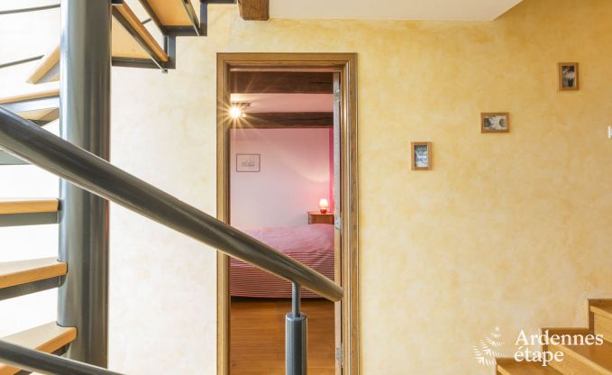 Comfort and relaxation for a stay for 9 people in this cottage in Marche-en-Famenne