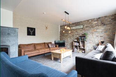 Holiday cottage in Marche for 14 persons in the Ardennes