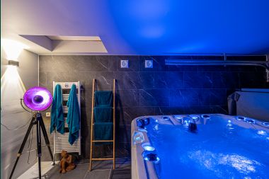 Holiday cottage in Marchin for 8 persons in the Ardennes