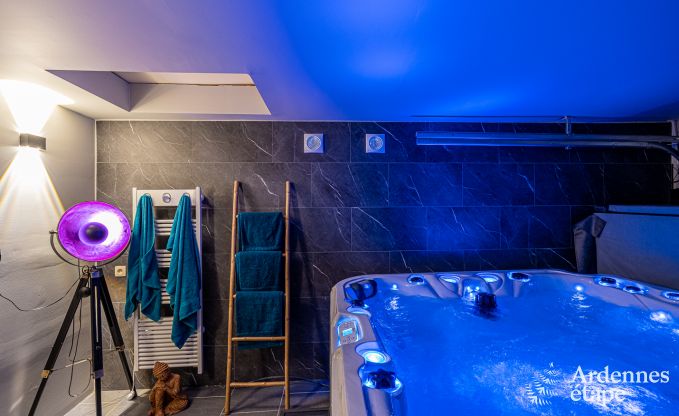 Holiday cottage in Marchin for 8 persons in the Ardennes