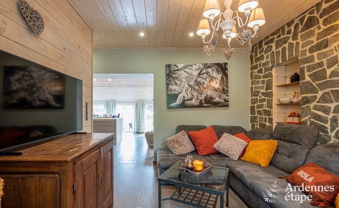 Holiday cottage in Marchin for 8 persons in the Ardennes