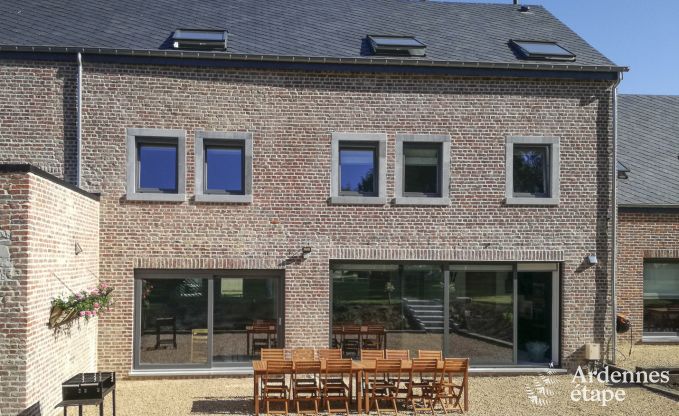 Large holiday home for 19 people in Mettet (Ardennes)