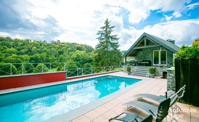 Holiday home with pool for 12 p. in the Ardennes (Maredsous)