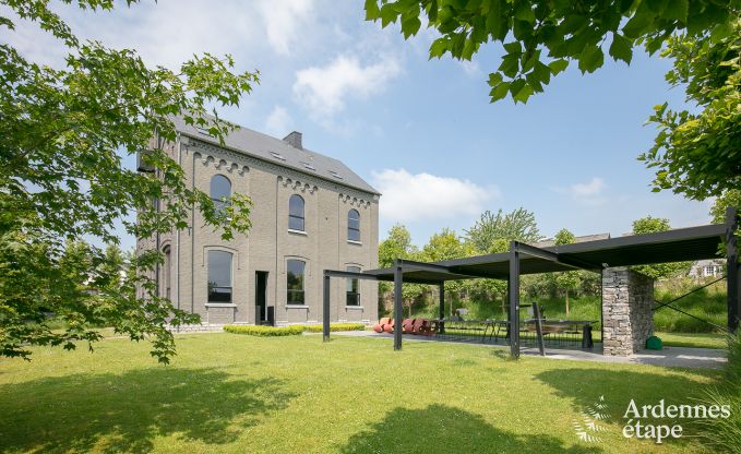 Luxury villa in the Ardennes for rent for 21 people. (Maredsous)