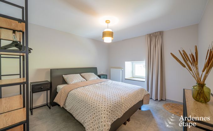 Wheelchair-accessible holiday home in Martelange for 9 people with private garden