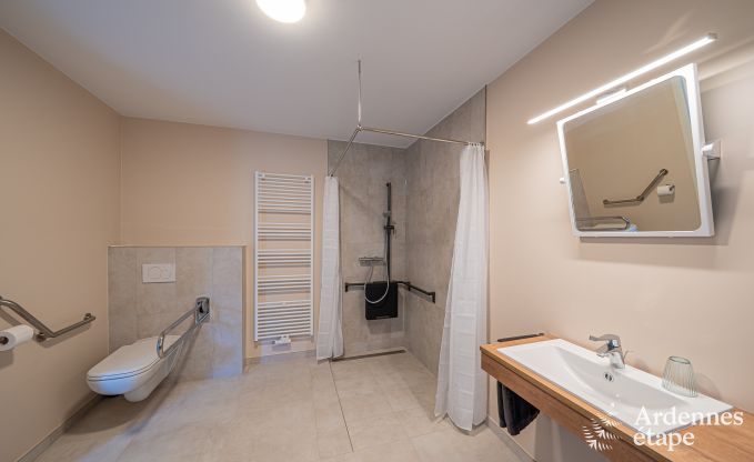 Wheelchair-accessible holiday home in Martelange for 9 people with private garden