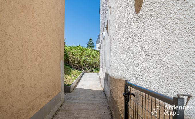 Wheelchair-accessible holiday home in Martelange for 9 people with private garden