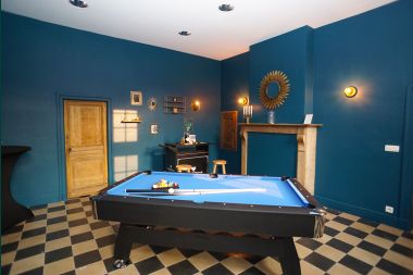 Castle in Modave for 46 persons in the Ardennes