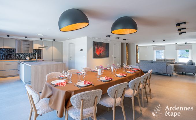 Luxurious villa in Nassogne with jacuzzi, 6 bedrooms and 6 bathrooms
