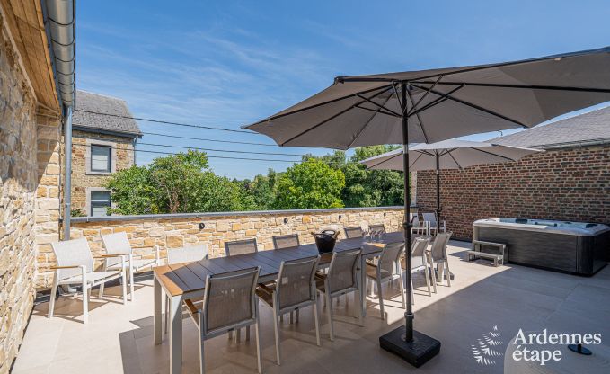 Luxurious villa in Nassogne with jacuzzi, 6 bedrooms and 6 bathrooms
