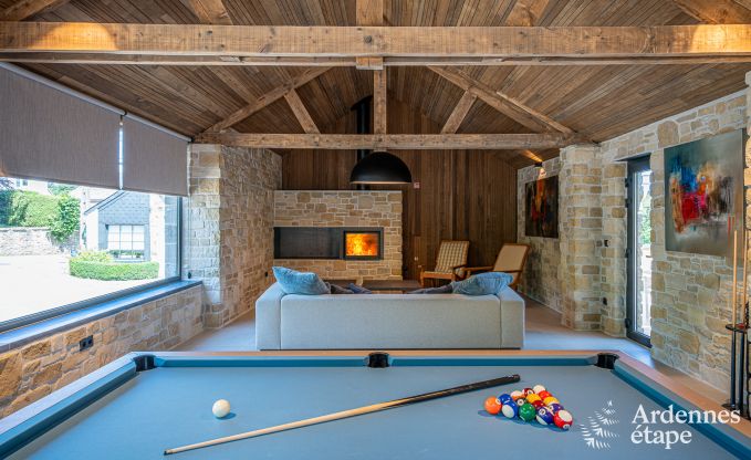 Luxurious villa in Nassogne with jacuzzi, 6 bedrooms and 6 bathrooms