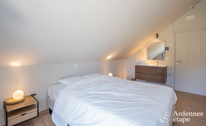 Luxurious villa in Nassogne with jacuzzi, 6 bedrooms and 6 bathrooms