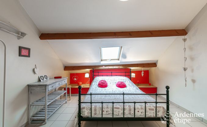 Charming rental holiday cottage for 4 persons in Neufchâteau