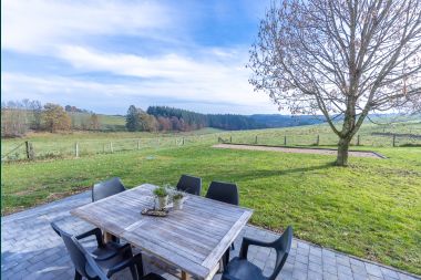 Holiday cottage in Neufchateau for 9 persons in the Ardennes