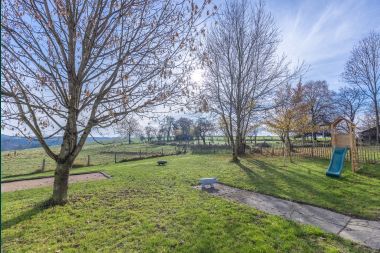 Holiday cottage in Neufchateau for 9 persons in the Ardennes