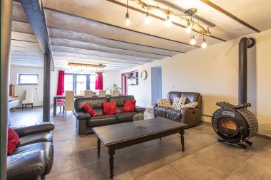 Holiday cottage in Neufchateau for 9 persons in the Ardennes