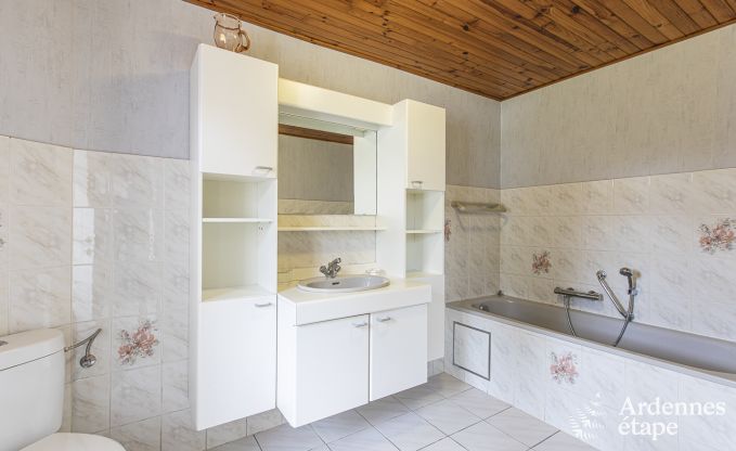 Holiday cottage in Neufchateau for 9 persons in the Ardennes