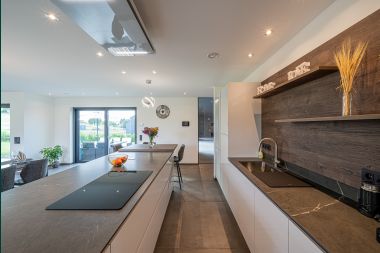 Luxury villa with indoor pool in Neufchâteau for 8 people, perfect for families and couples