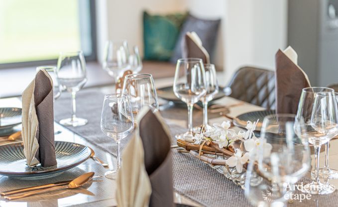 Luxury villa with indoor pool in Neufchteau for 8 people, perfect for families and couples