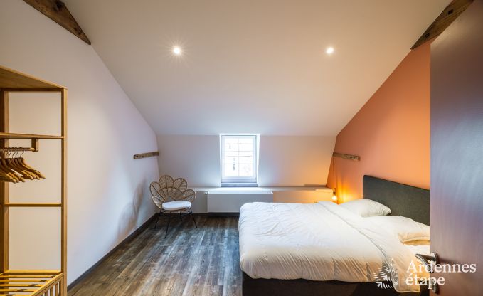 Luxury villa in Neufch�teau for 20 people with large wellness area