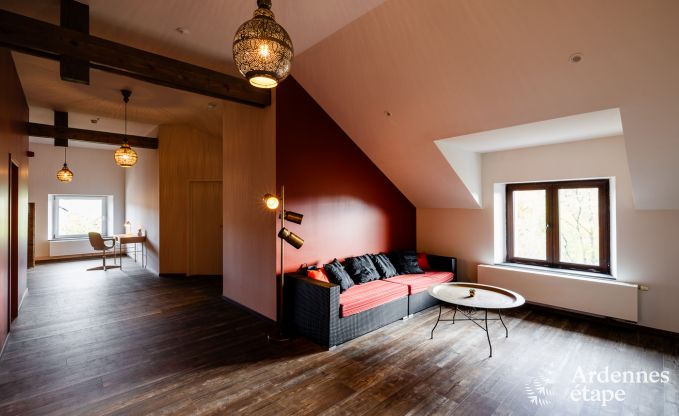 Luxury villa in Neufch�teau for 20 people with large wellness area