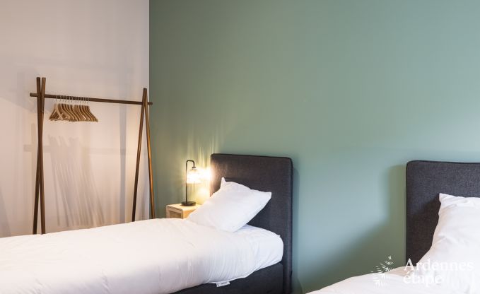 Luxury villa in Neufch�teau for 20 people with large wellness area