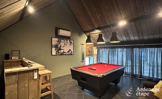 Wonderful holiday home in Onhaye with swimming pool, jacuzzi, sauna and games rooms for 14 people near Dinant