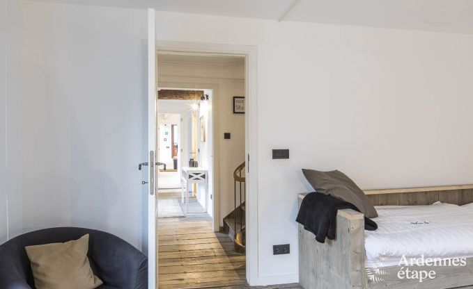 Wonderful holiday home in Onhaye with swimming pool, jacuzzi, sauna and games rooms for 14 people near Dinant