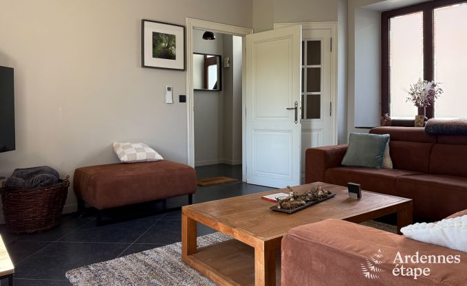 Wonderful holiday home in Onhaye with swimming pool, jacuzzi, sauna and games rooms for 14 people near Dinant