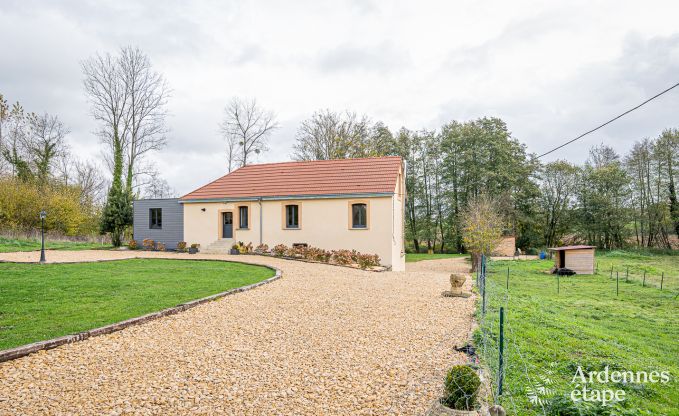 Holiday home for 10 guests in Osnes (French Ardennes) 