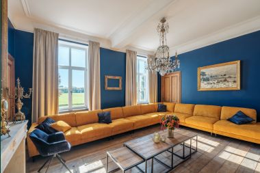 Luxury castle for 30 people in Ouffet with 14 bedrooms, 12 bathrooms, indoor pool, sauna and private garden