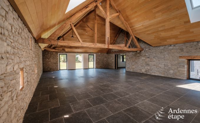 Luxury castle for 30 people in Ouffet with 14 bedrooms, 12 bathrooms, indoor pool, sauna and private garden