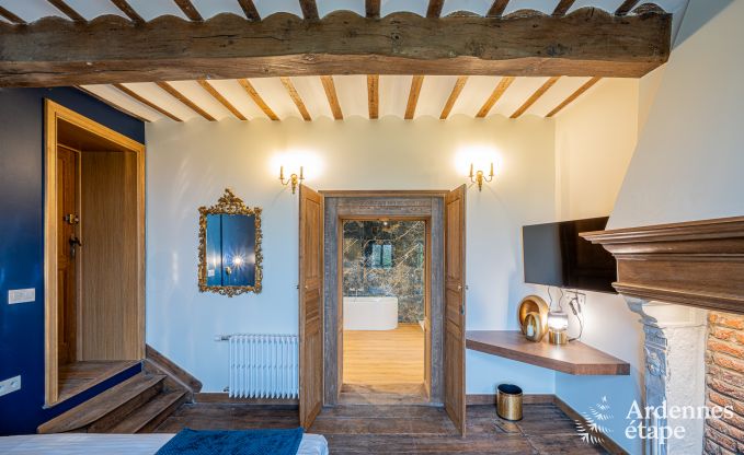 Luxury castle for 30 people in Ouffet with 14 bedrooms, 12 bathrooms, indoor pool, sauna and private garden