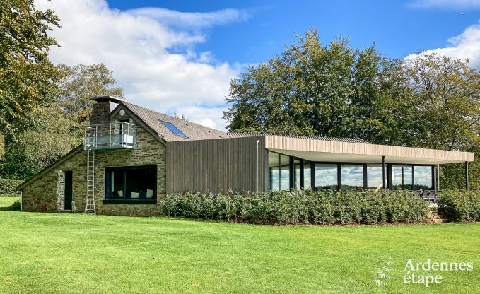 Luxury villa in Ovifat for 19 persons in the Ardennes