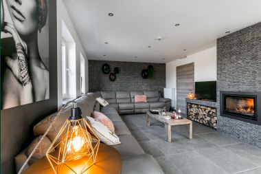 High-end holiday cottage in Paliseul for 14 persons in the Ardennes