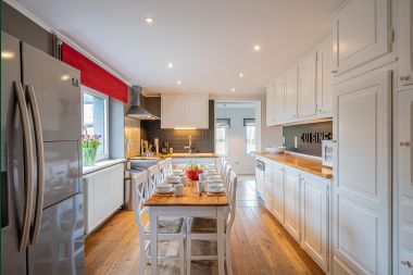 Charming rental for 8 people in Paliseul: holiday home with leisure facilities in the heart of the Ardennes