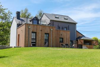 Well-equipped holiday house for 7 persons to rent in Paliseul