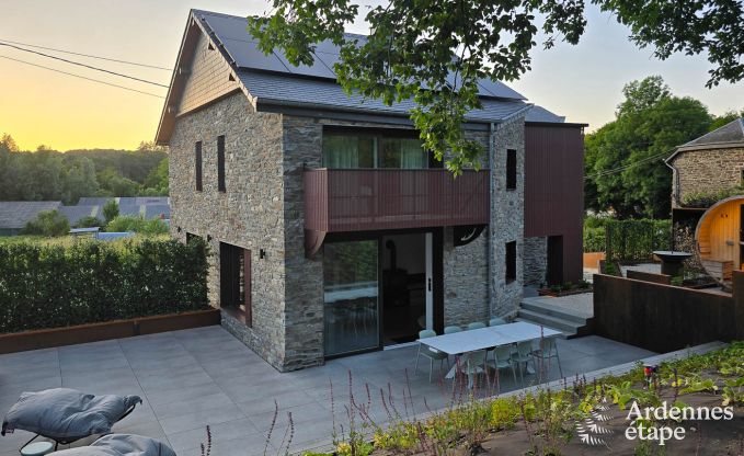 Holiday home for 9 people with sauna and garden in charming Our, Paliseul