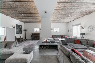 Luxury villa in Paliseul for 26 persons in the Ardennes