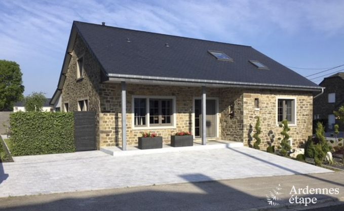Holiday cottage in Paliseul for 8/9 persons in the Ardennes
