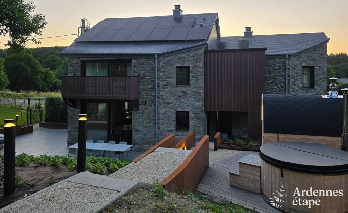 Holiday home for 9 people with sauna and garden in charming Our, Paliseul